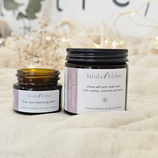 Thoughtful-Gifting-This-Black-Friday-Natural-Treats-Secret-Santa-Gems-More Holistic Kitchen